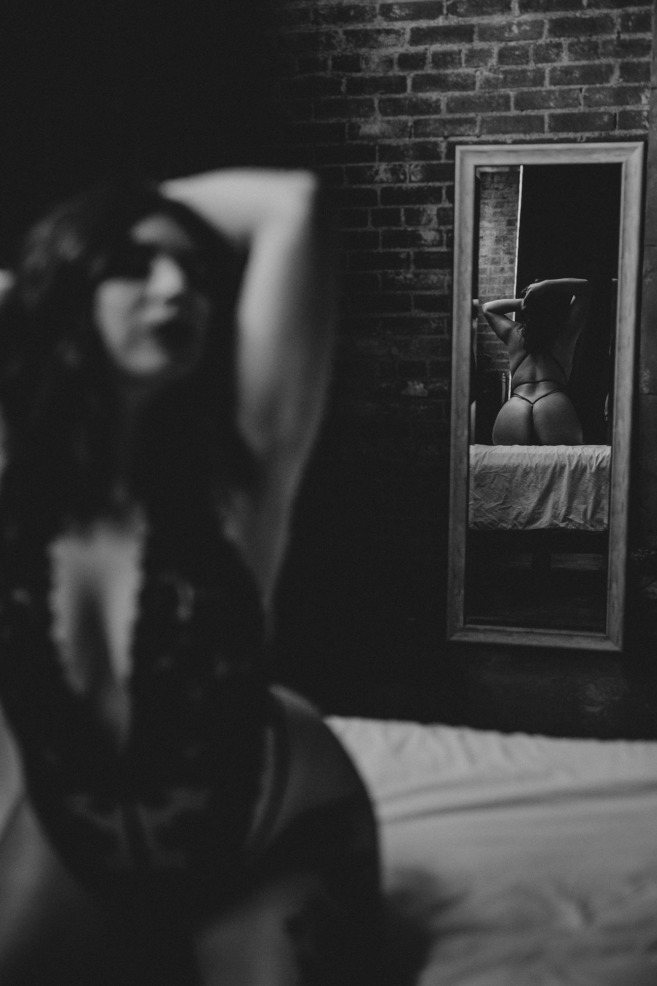 wedding gift boudoir session